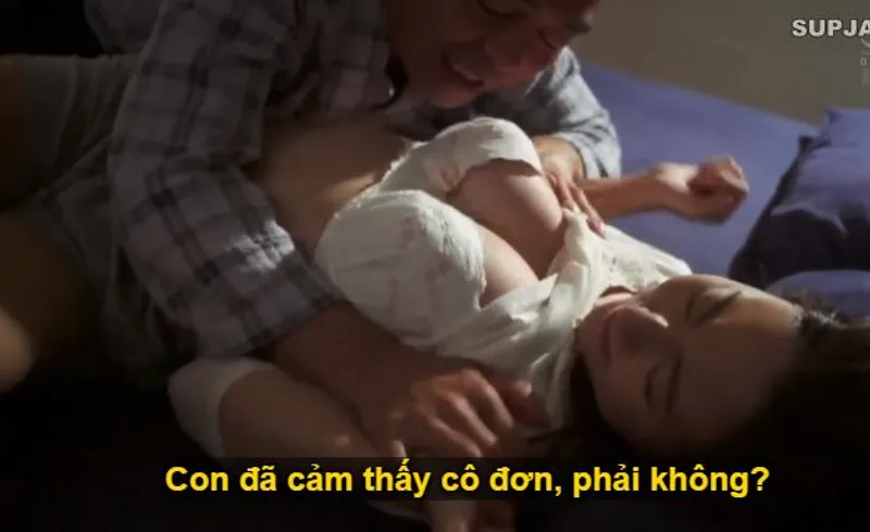 Nhìn con trai mải miết lao đầu vào việc khiến bạn gái nó cô quạnh, ông bố chồng liều lĩnh đè ra đụ con dâu.